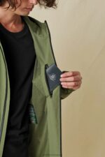 Globe Brand aceituna chaqueta de spray rompedor 68L0T333 ropa - Image 5