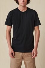 Globe Brand negro abajo debajo de la camiseta 68L0T295 ropa