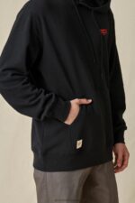 Globe Brand negro sudaderas con capucha de living low speed 68L0T324 ropa - Image 4