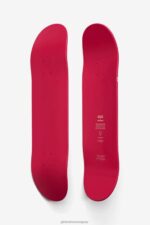 Globe Brand viva magenta color pantone del año 2023 cubierta sumergida 68L0T240 patinetas